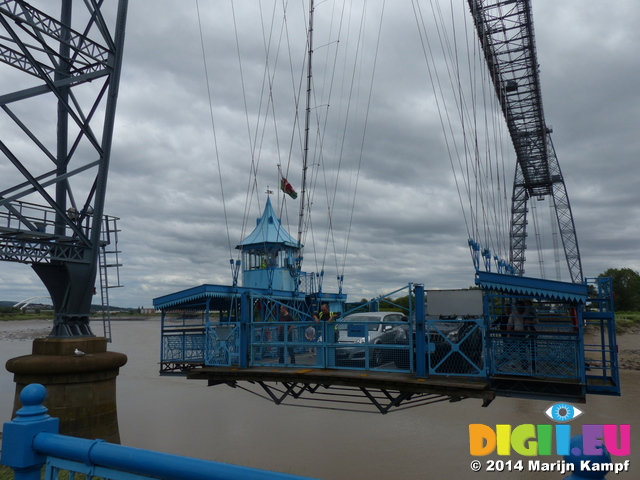 FZ006405 Newport Transporter bridge